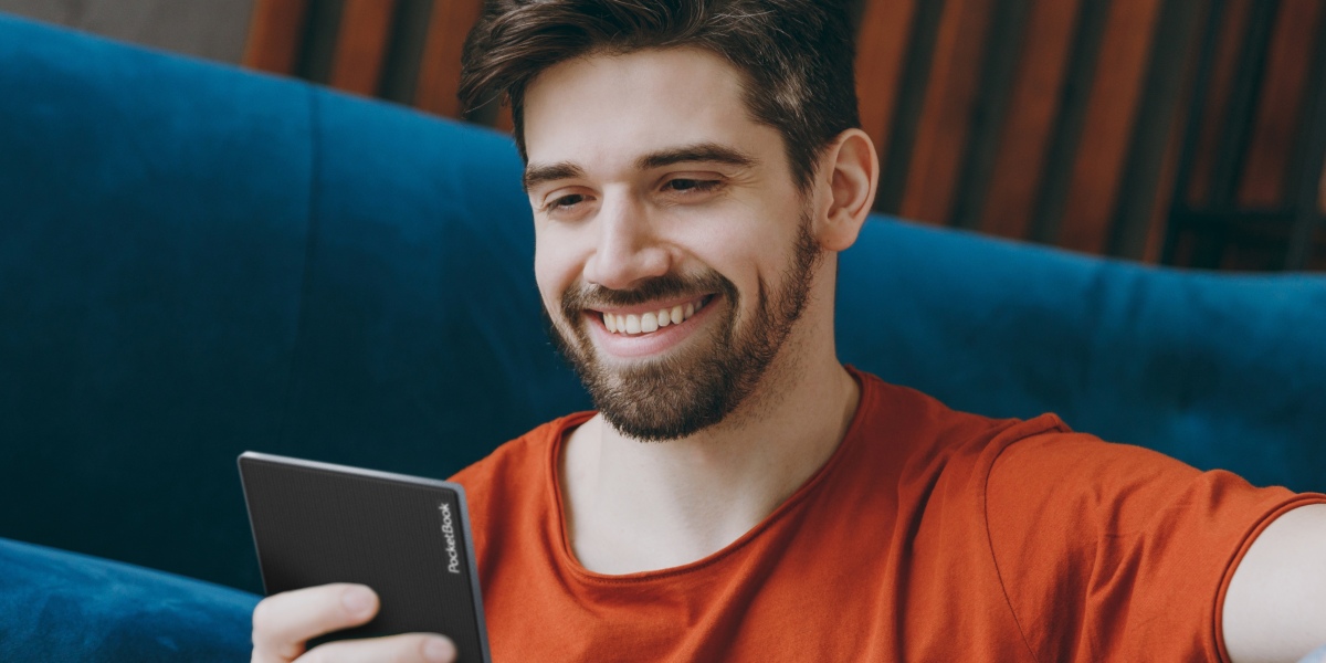 PocketBook Verse Pro Color: super-compact e-reader with color screen E Ink Kaleido™ 3 